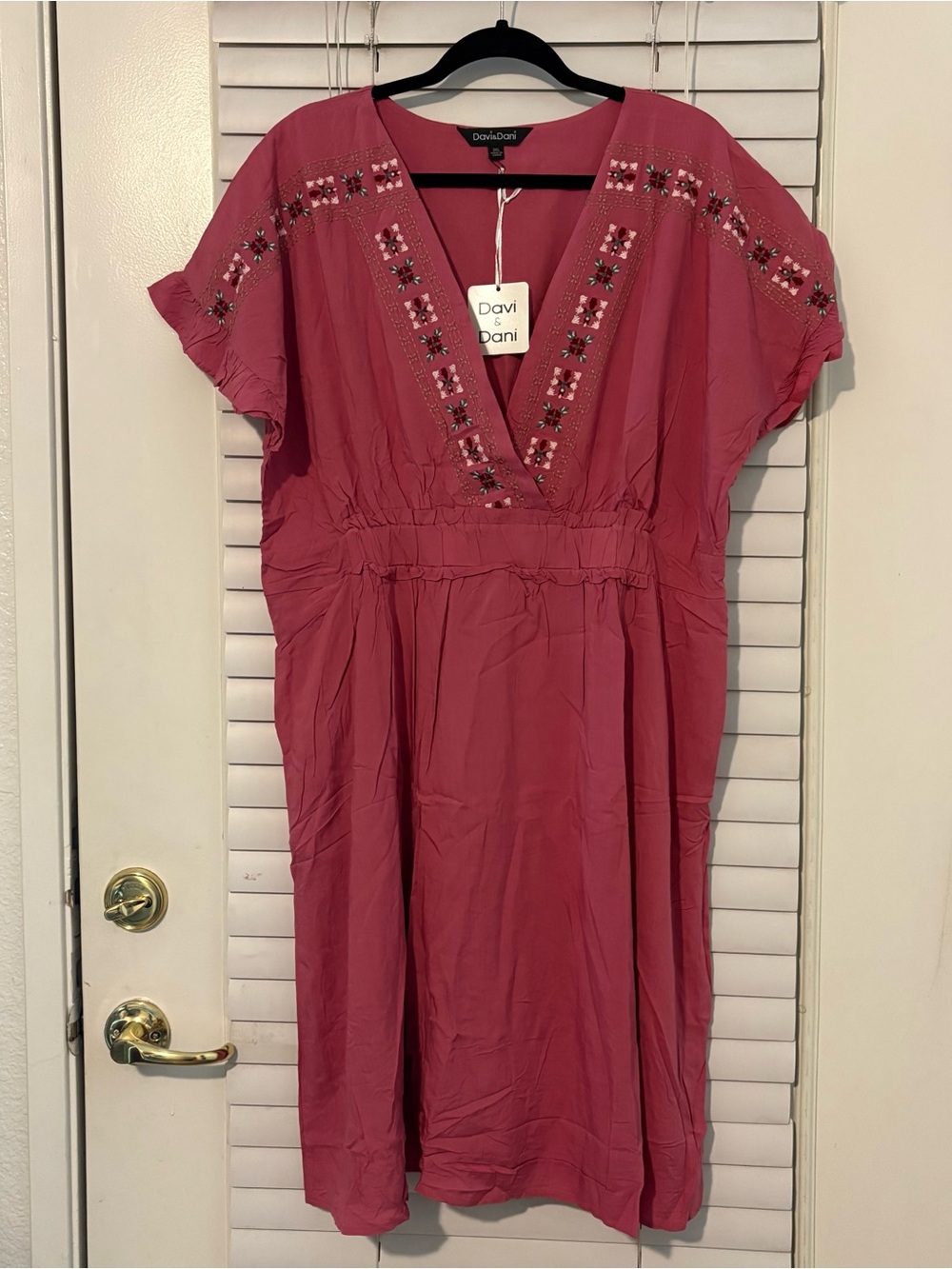 Davi & Dani Embroidered Boho Midi Dress 3XL Pink V-Neck Short Sleeve Pockets Wom
